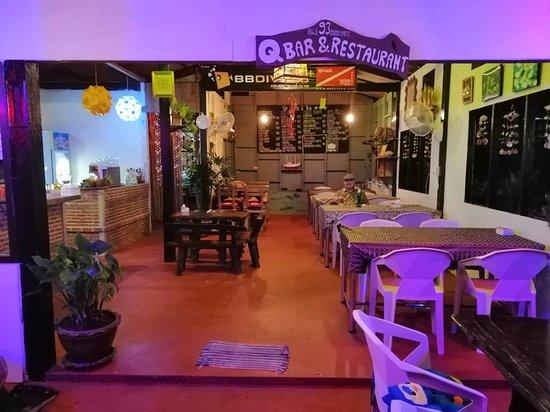 Q Bar & Restaurant